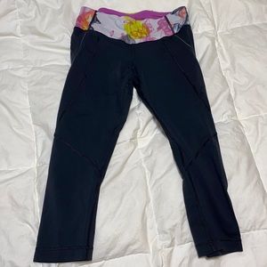 lululemon size 6 crop leggings